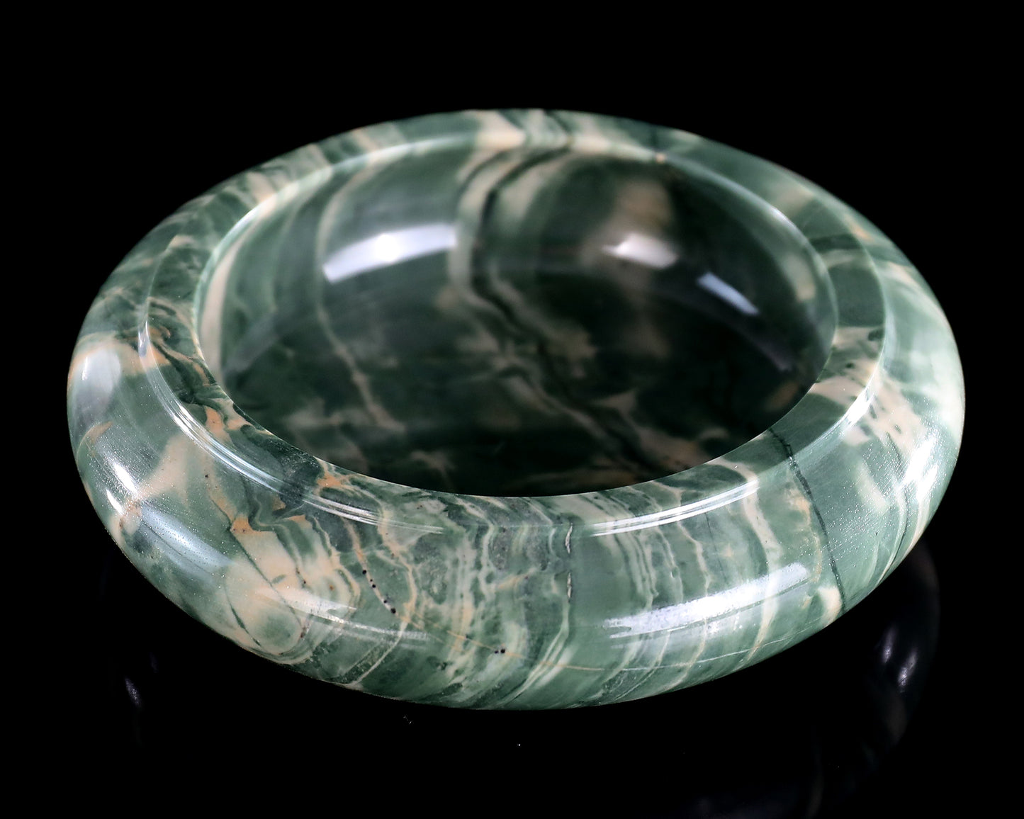 5.7" Jiulong Jade Hand Carved Crystal Ashtray